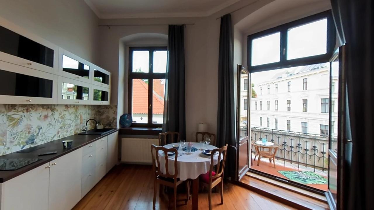Astronomiczny Apartament , Mieszkanie 2 Pokojowe. Parking. Stary Toruń Extérieur photo
